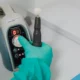 Pantalla E90 en una secadora Balay revisada por un técnico