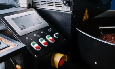Placa de inducción Balay con el código de error 5 13 visible en el panel táctil