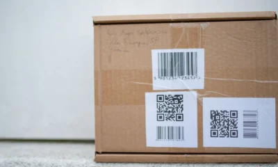 Escaneo de un pasaporte digital de producto​ mediante código QR en un artículo físico