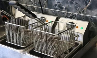 Panel de un lavavajillas Balay mostrando el código E04