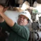 Lavadora Balay mostrando el código E13 junto al cierre de la puerta