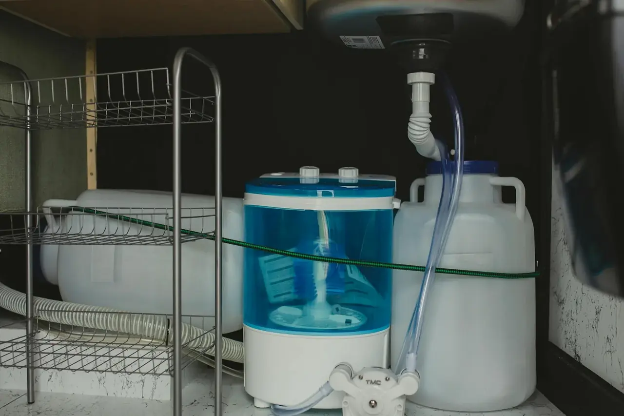 Lavadora no desagua y el filtro está limpio: revisión de la manguera de desagüe